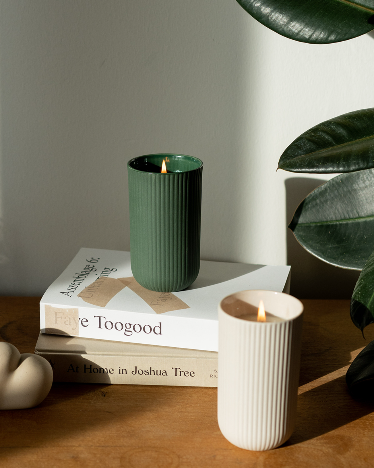 Ambra Ceramic Rapeseed Candle - Scented - 250 ml