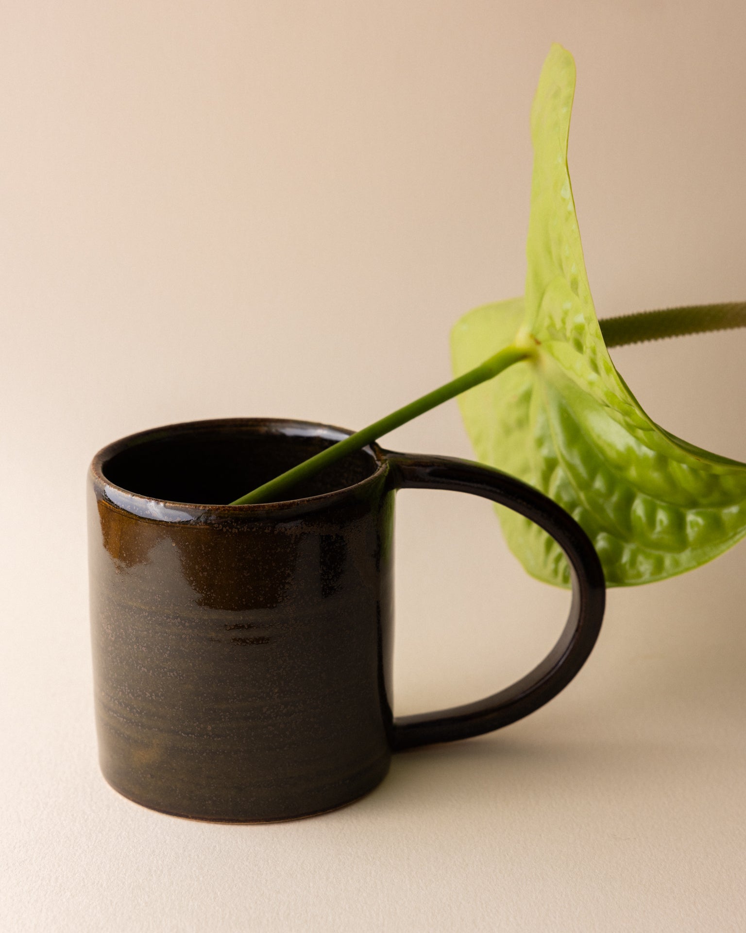 Large mug with handle | Dark green | Stoneware | Handmade