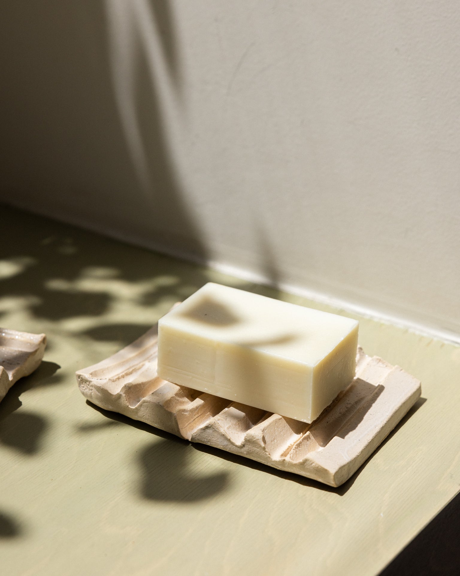 Ceramic soap dish - Handmade