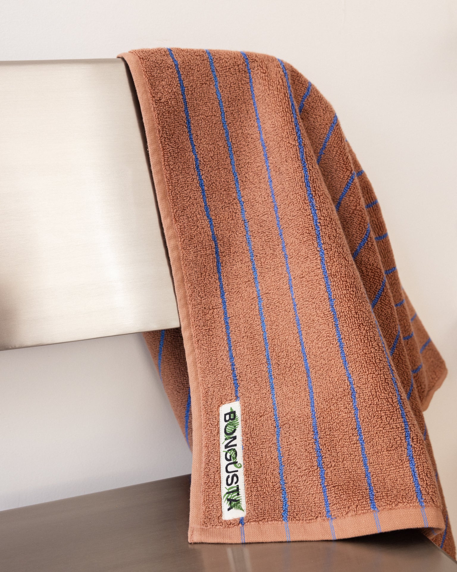 Naram towel | Camel & ultramarine blue | Cotton
