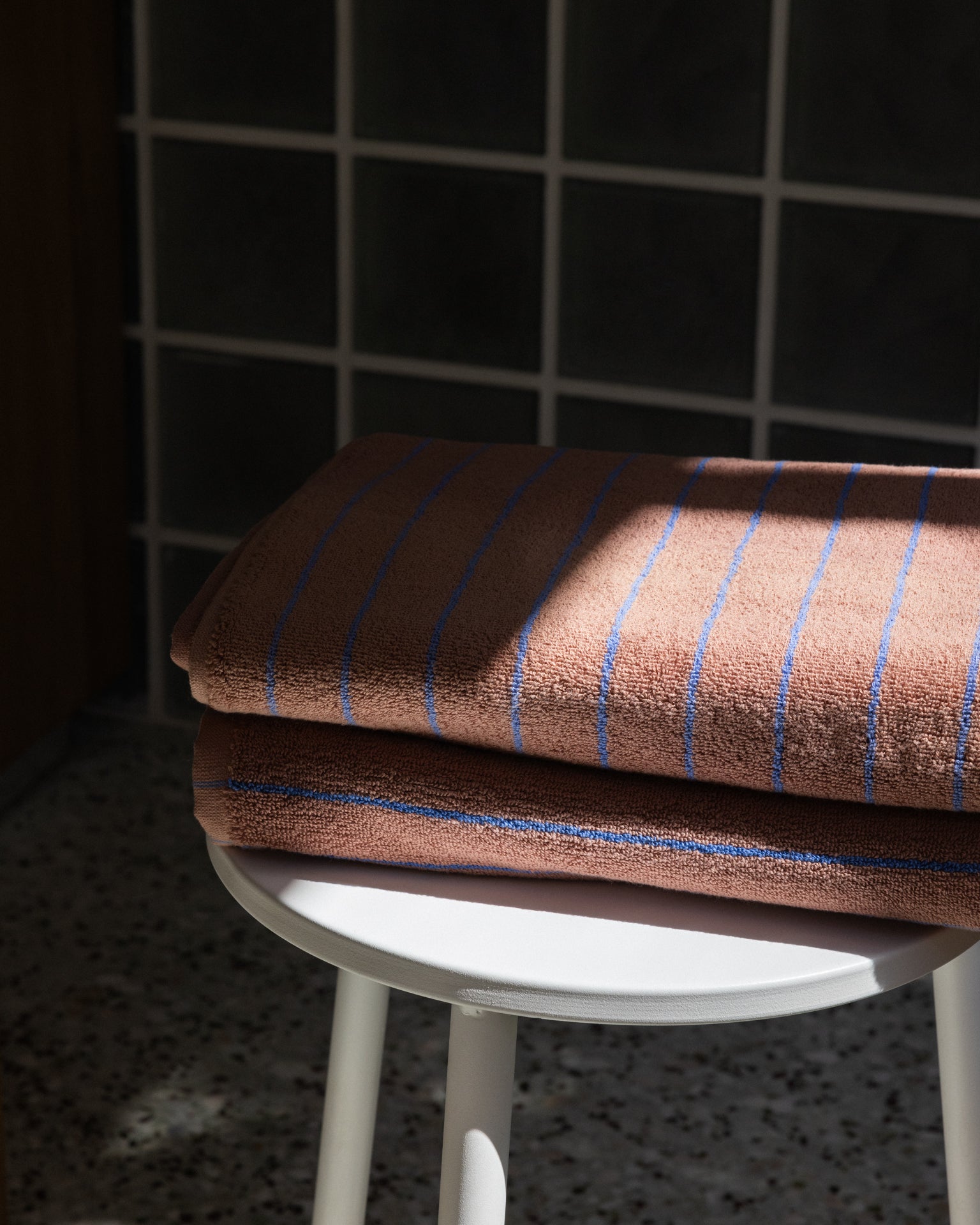 Naram towel | Camel & ultramarine blue | Cotton