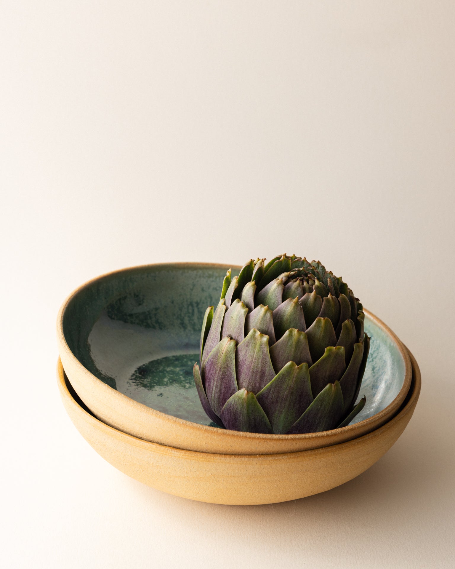 Deep plate | Stoneware | Handmade | Beige and green