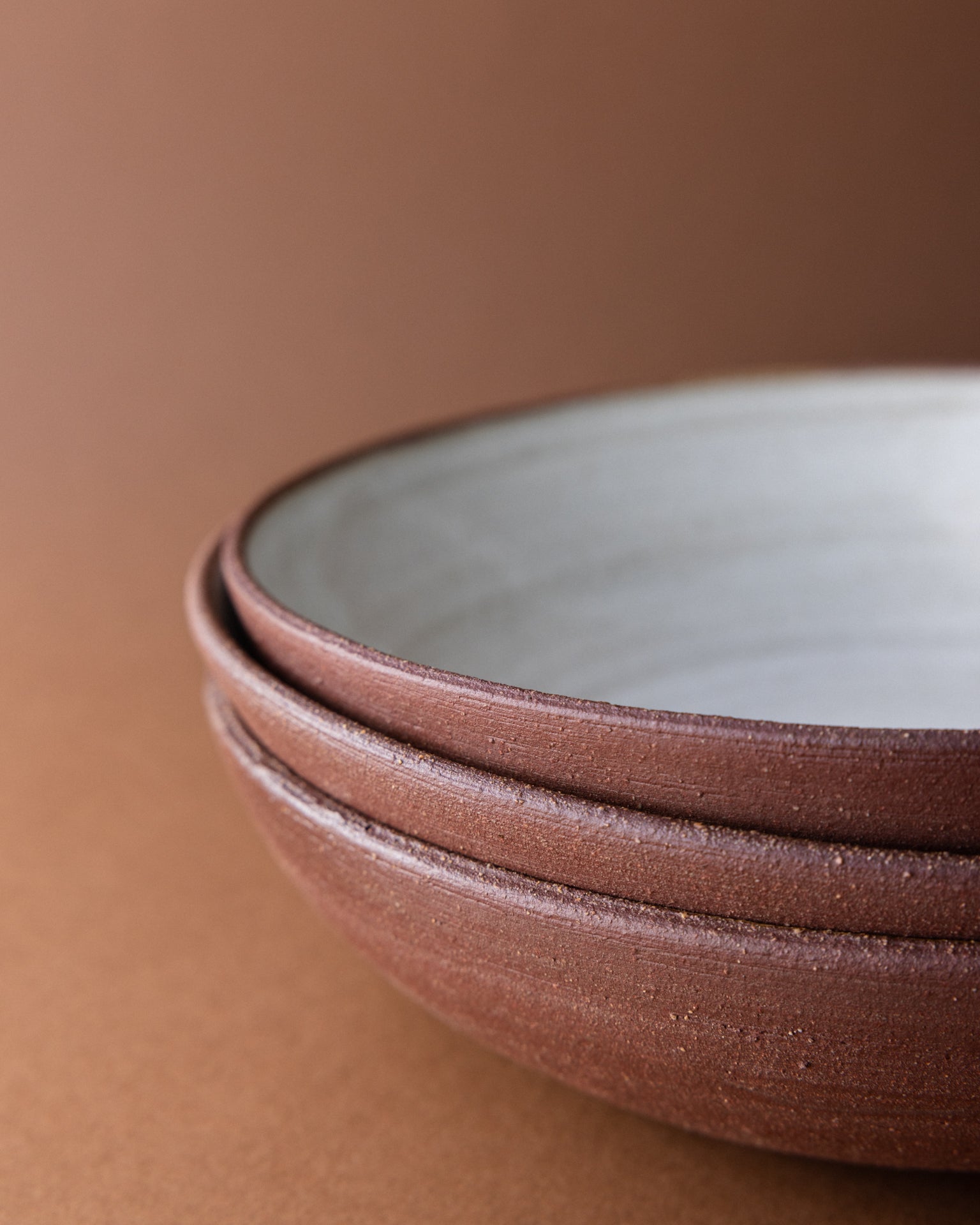 Deep plate | Stoneware | Handmade | Dark red and white
