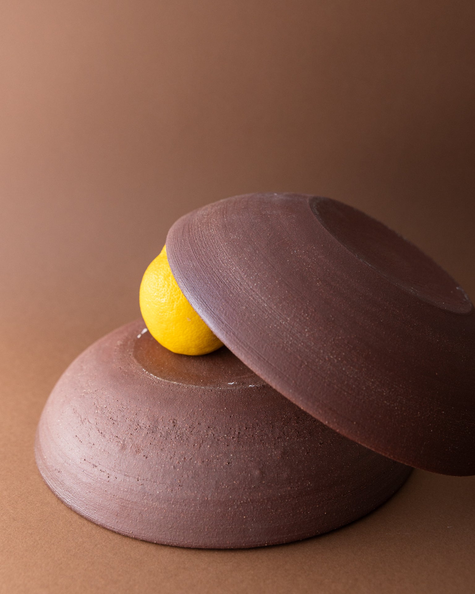 Deep plate | Stoneware | Handmade | Dark red and white