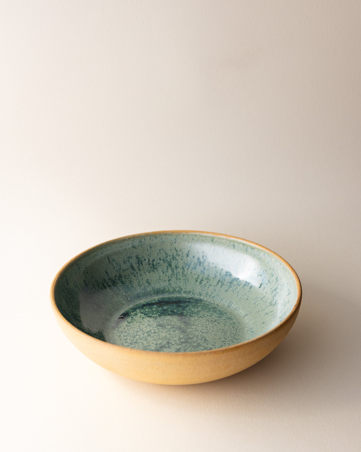 Deep plate | Stoneware | Handmade | Beige and green